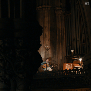 男生和女生亲夜总会偷情
