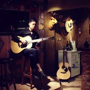 日本巨大波霸乳裸交孕妇
